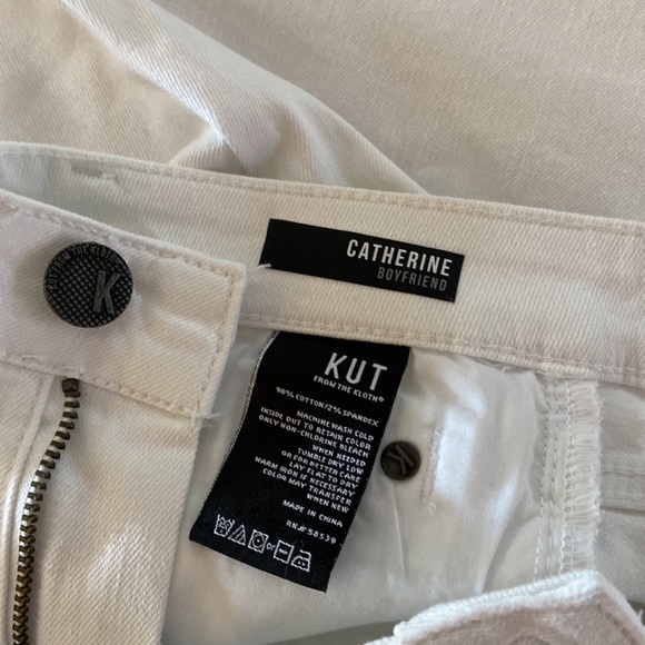 Kut from the Kloth Catherine Jeans - Picture 2 of 4